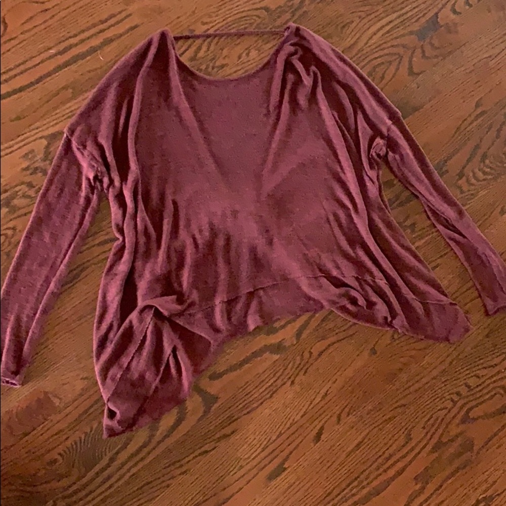Free people light twist back knit sweater!